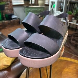 CROCS Brooklyn Platforms